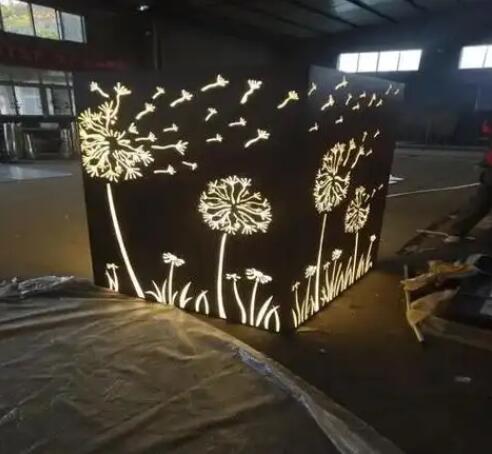 纳雍耐候钢灯箱